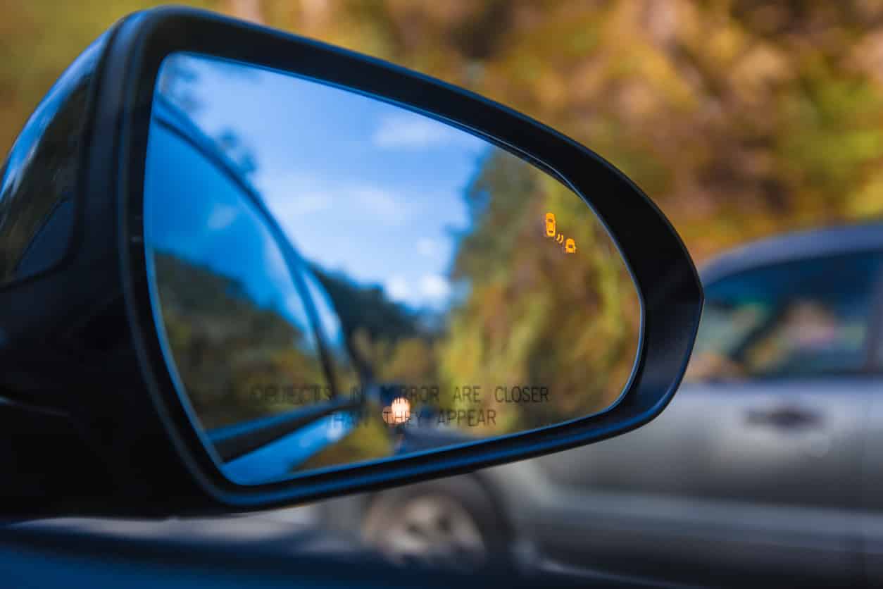 10 Tips to Avoid Blind Spot Motorcycle Accidents