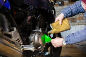 fall motorcycle maintenance - changing the oil