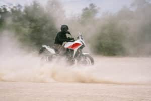 safety tips for motorcycle rides in the wind
