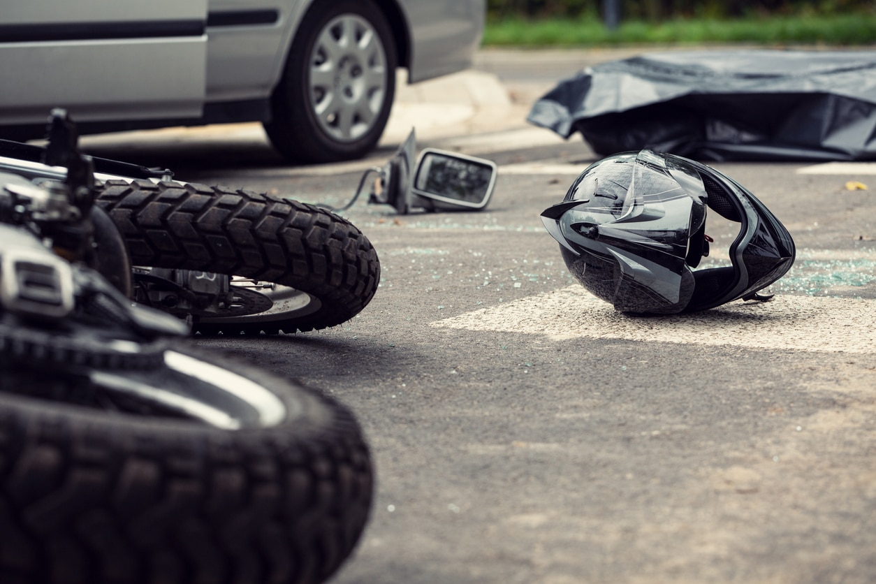 How Left Turn Accidents Put Motorcycle Riders at Risk